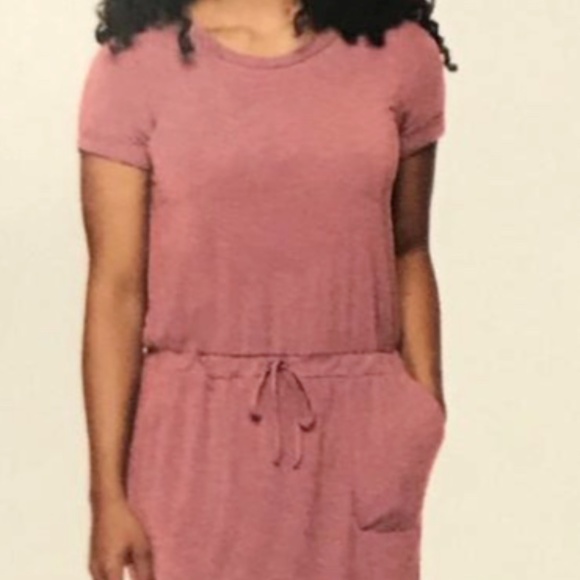 Tee shirt Dress - Picture 1 of 4